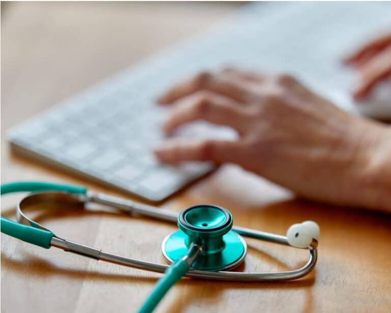 We must not let AI ‘pull the doctor out of the visit’ for low-income patients