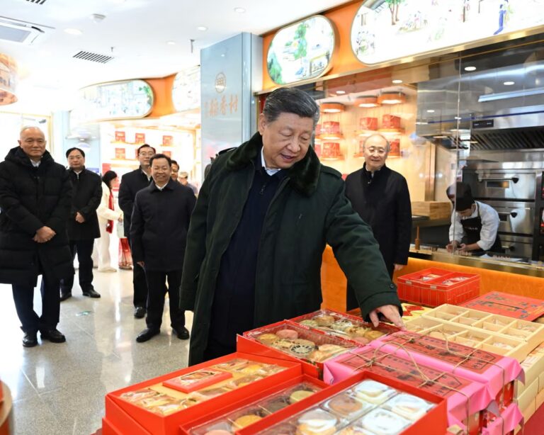 Beijing pastry shop overrun by shoppers after Xi Jinping’s visit