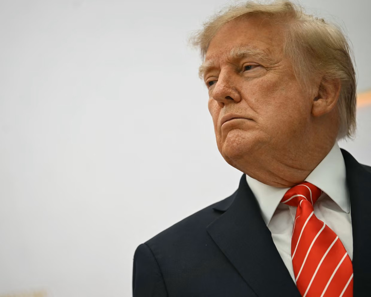 Zelenskyy furious as Trump announces deal to buy Russian diesel